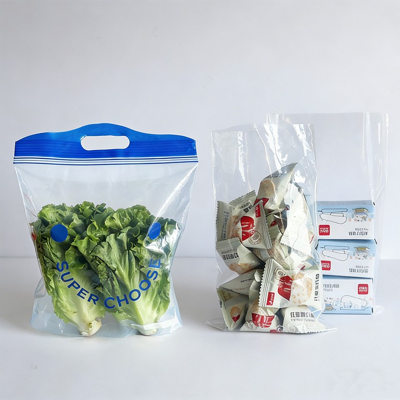 Reusable vs Disposable Plastic Packaging Bags Reusable vs Disposable Plastic Packaging Bags